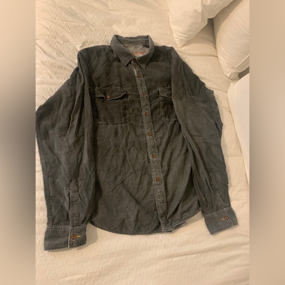 Men’s XXL (fits like XL) Robert Graham Jeans grey corduroy long-sleeve shirt.